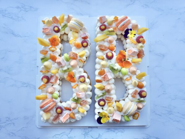 Gateau Babyshower -initiale BB