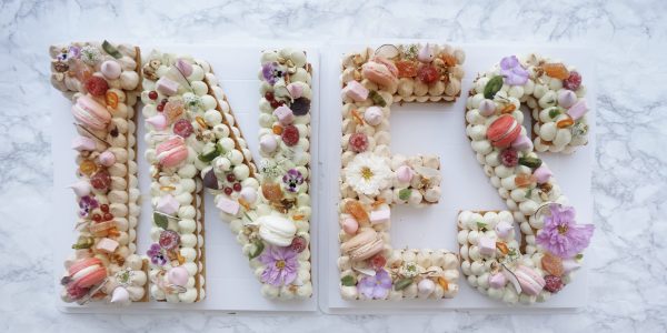 Gateau anniversaire lettercake lettre INES